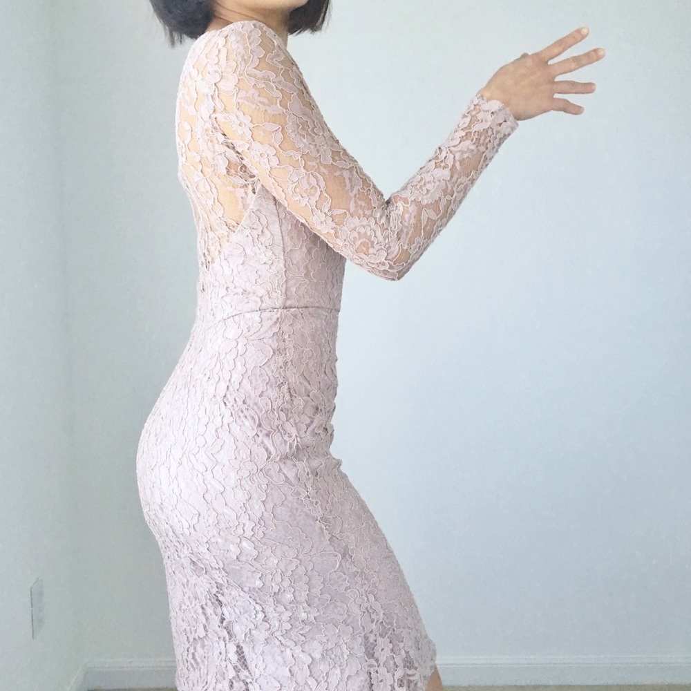 Carissa sweetheart body hugging lace dress - Picture 6 of 7